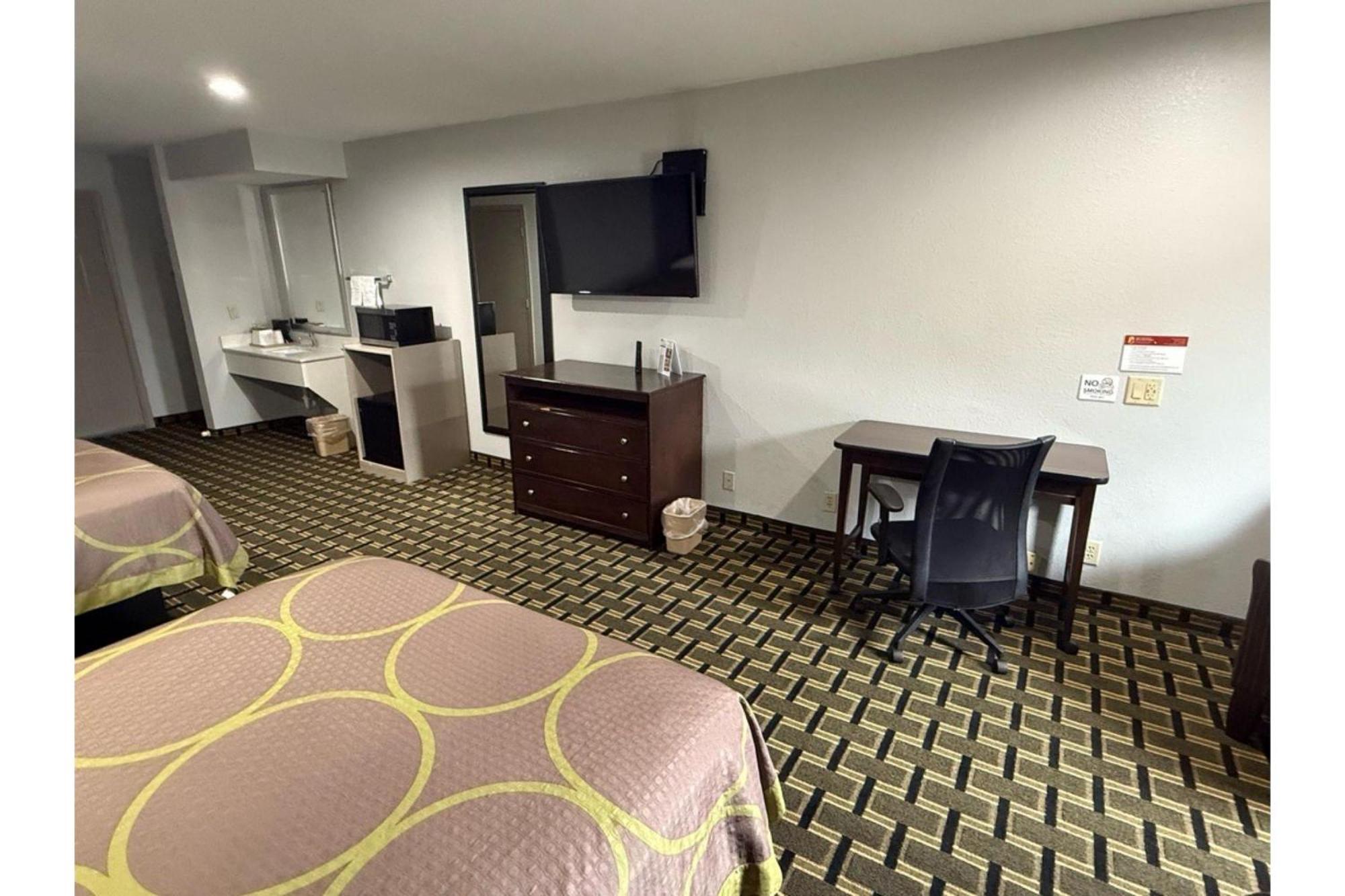 Crystal Inn By Oyo Northeast Houston I-610 Buitenkant foto