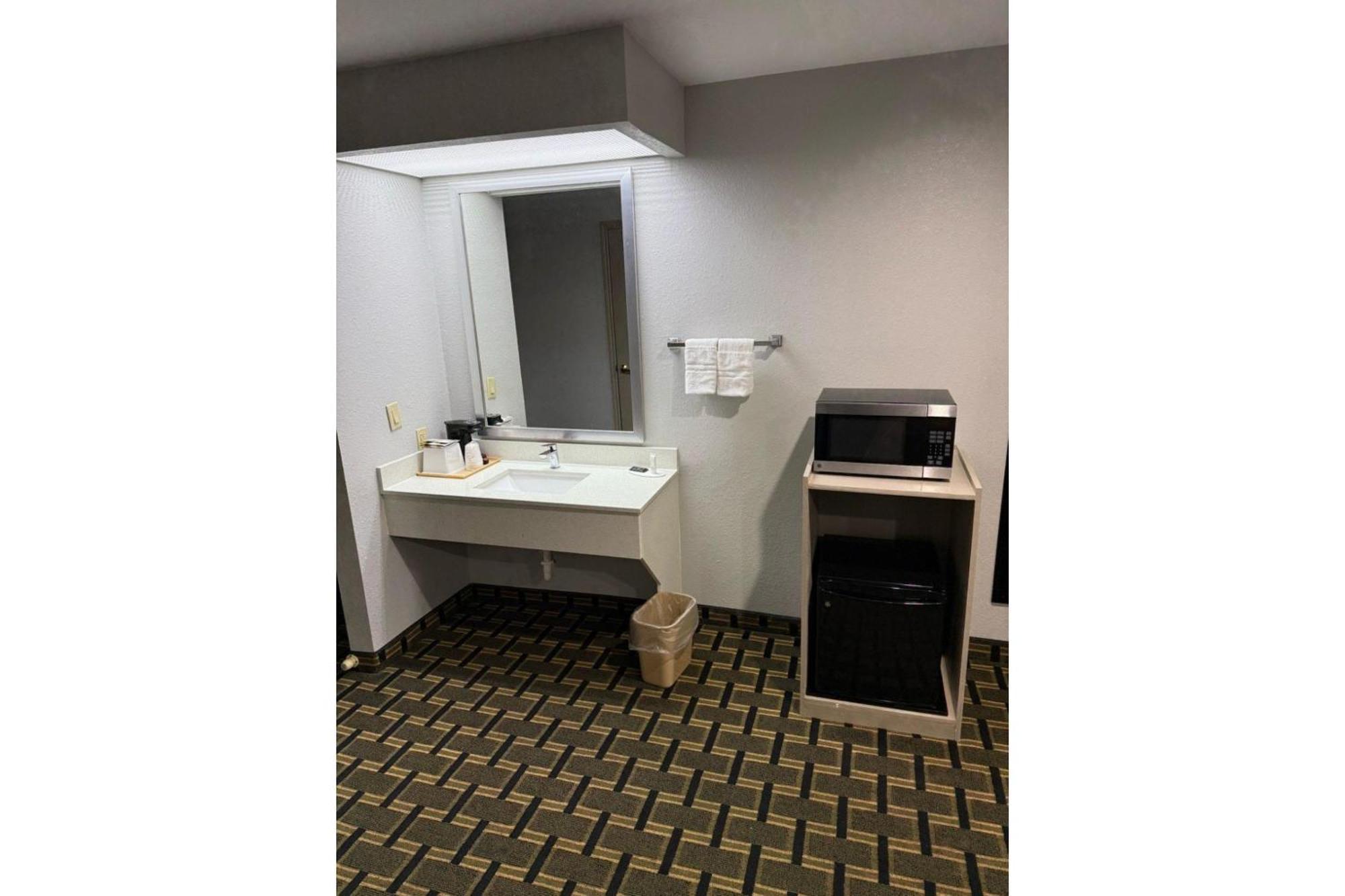 Crystal Inn By Oyo Northeast Houston I-610 Buitenkant foto
